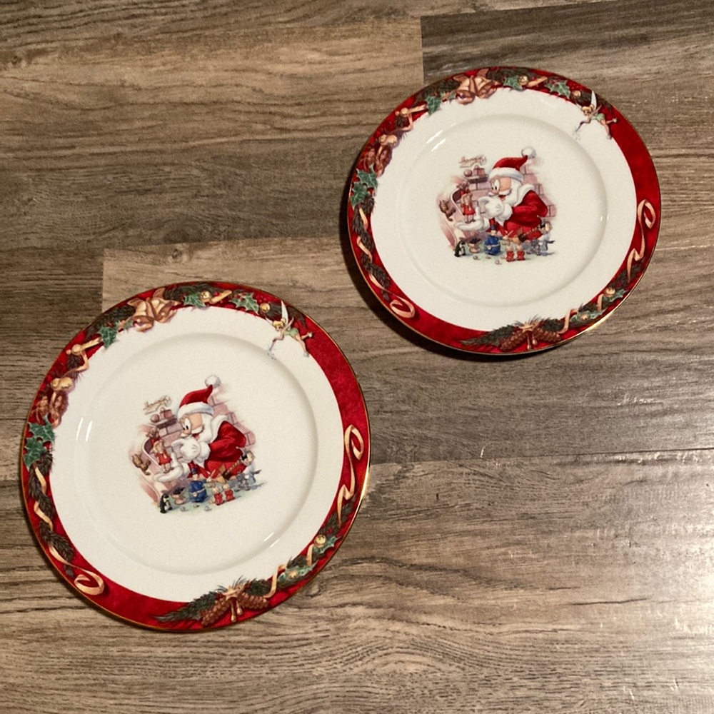Disney Stefan Lindahl Fryklovern Santa Plates